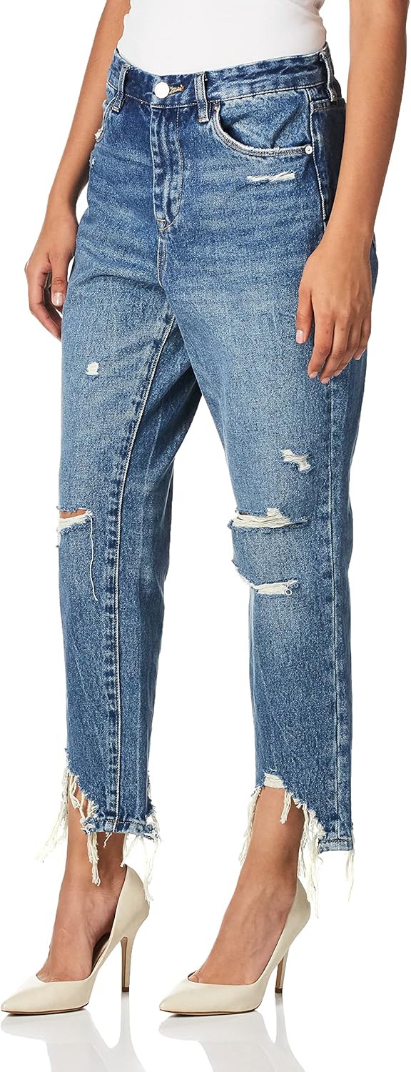 Madison in Saw You There - Image 16